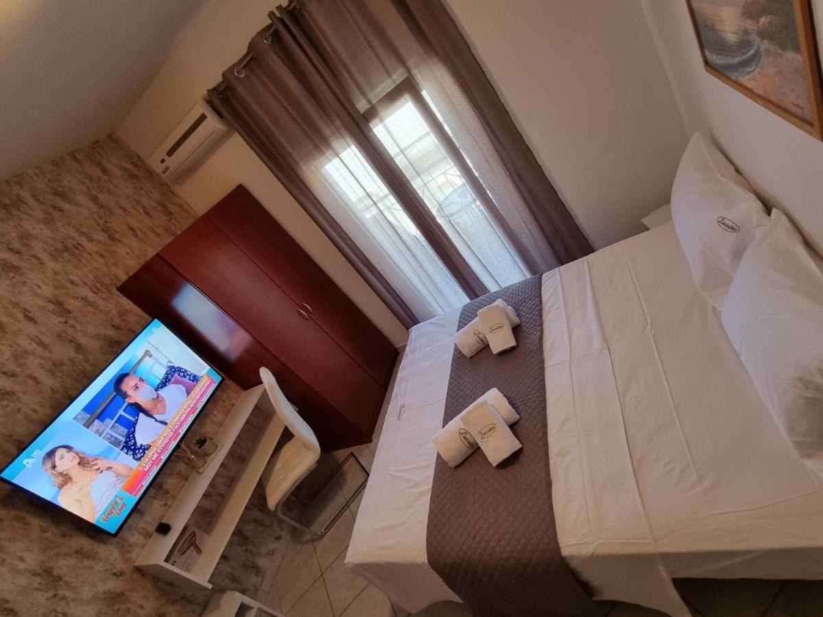 Premium Suites Ofrínion Extérieur photo