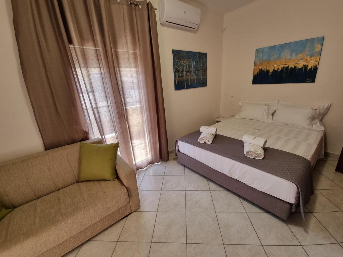 Premium Suites Ofrínion Extérieur photo