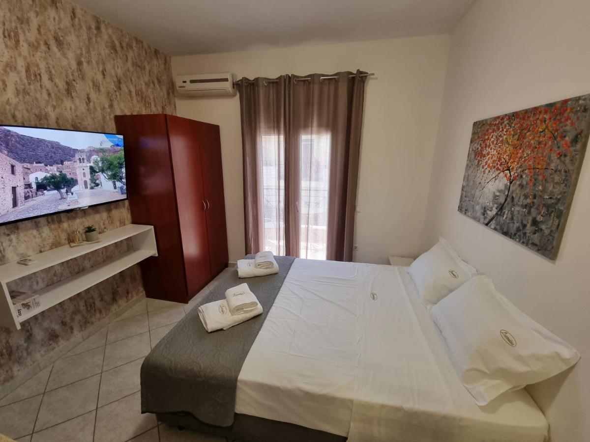 Premium Suites Ofrínion Extérieur photo