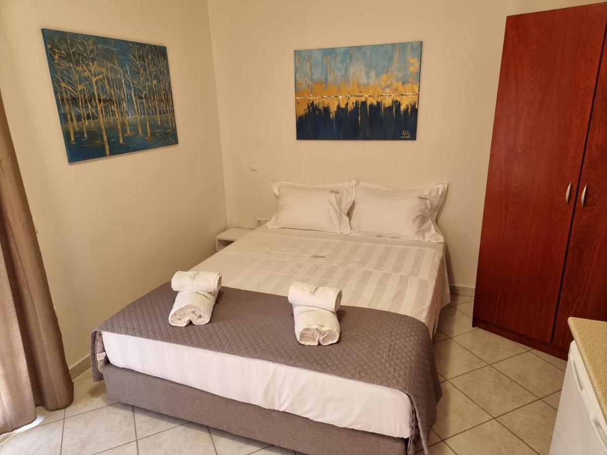 Premium Suites Ofrínion Extérieur photo