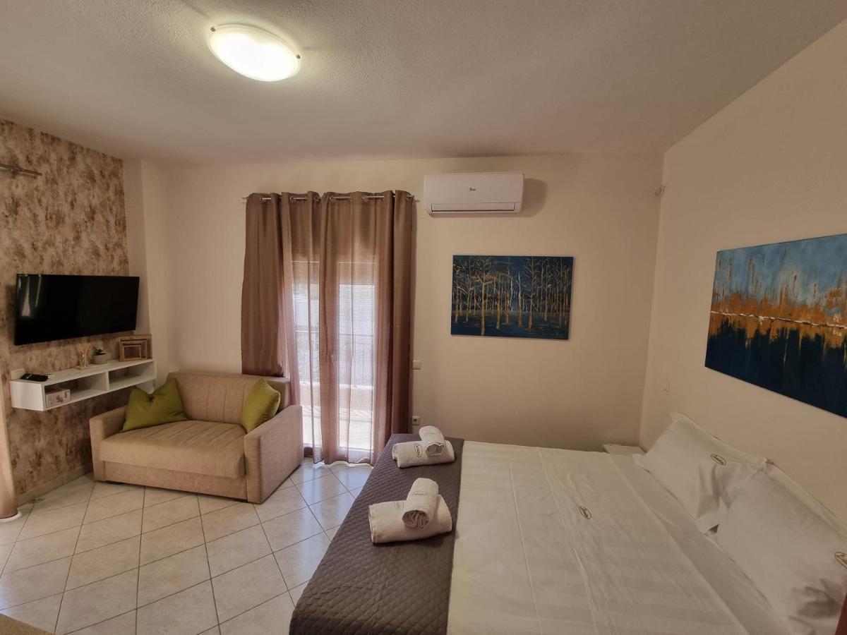 Premium Suites Ofrínion Extérieur photo