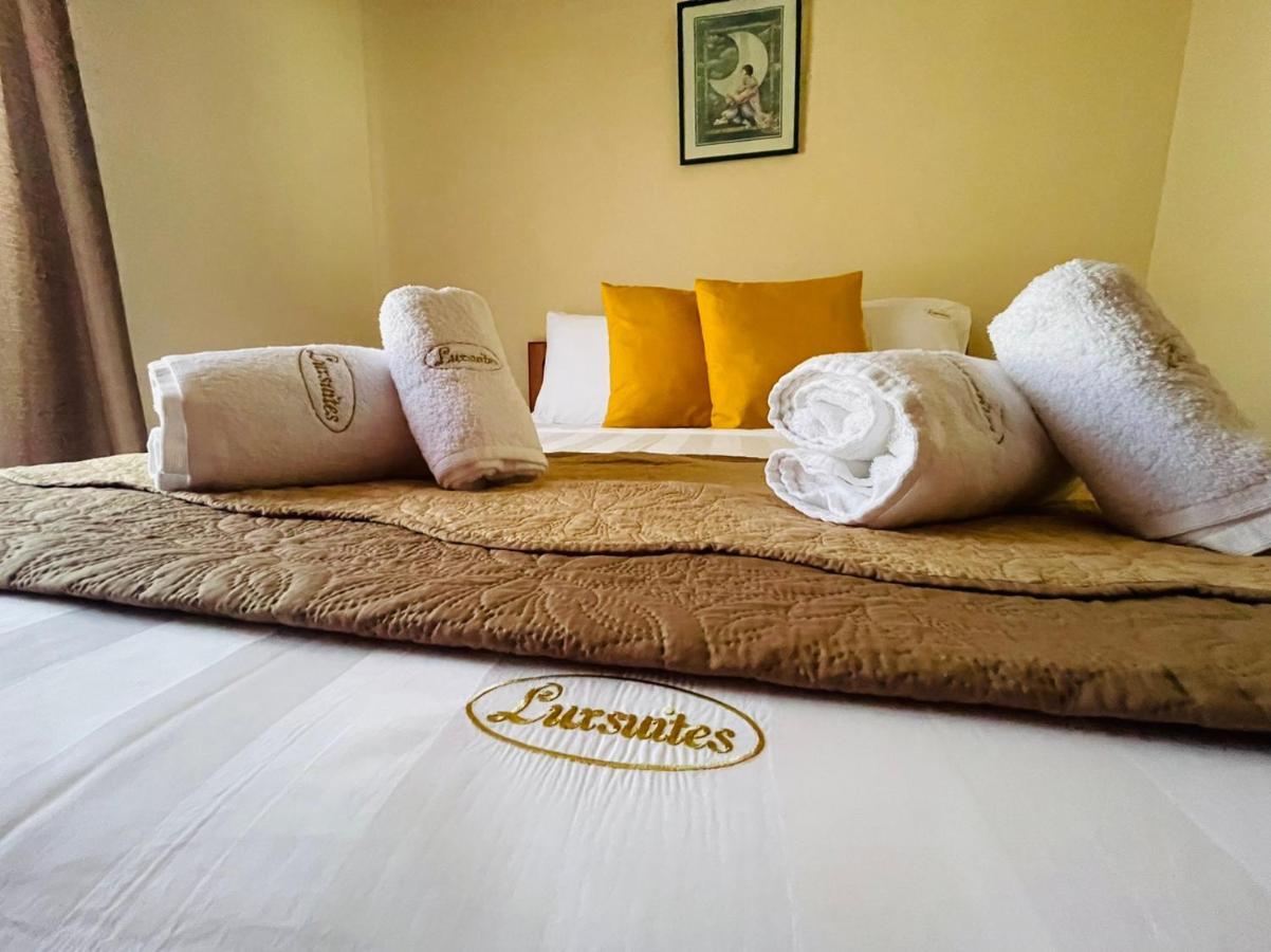 Premium Suites Ofrínion Extérieur photo