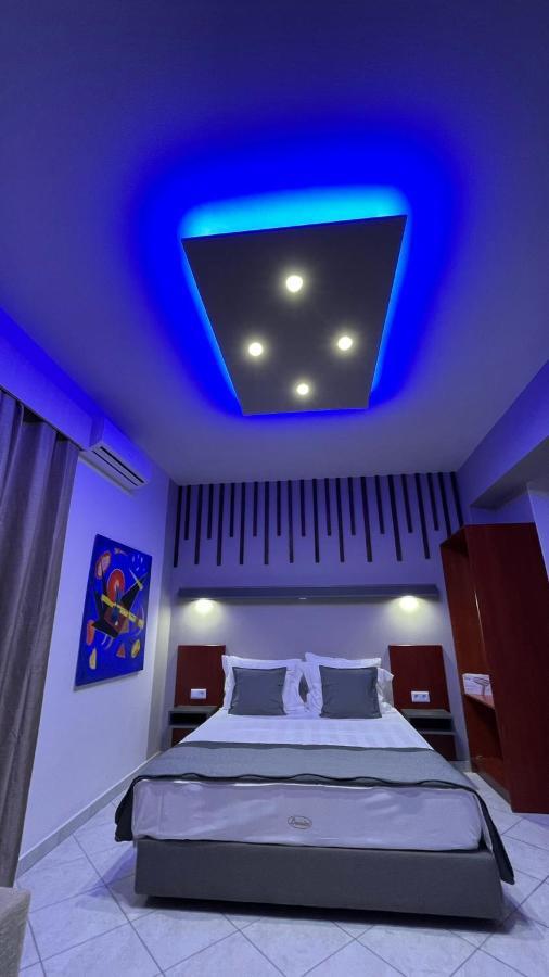 Premium Suites Ofrínion Extérieur photo