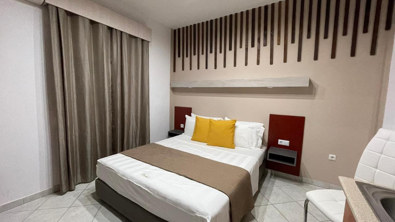 Premium Suites Ofrínion Extérieur photo