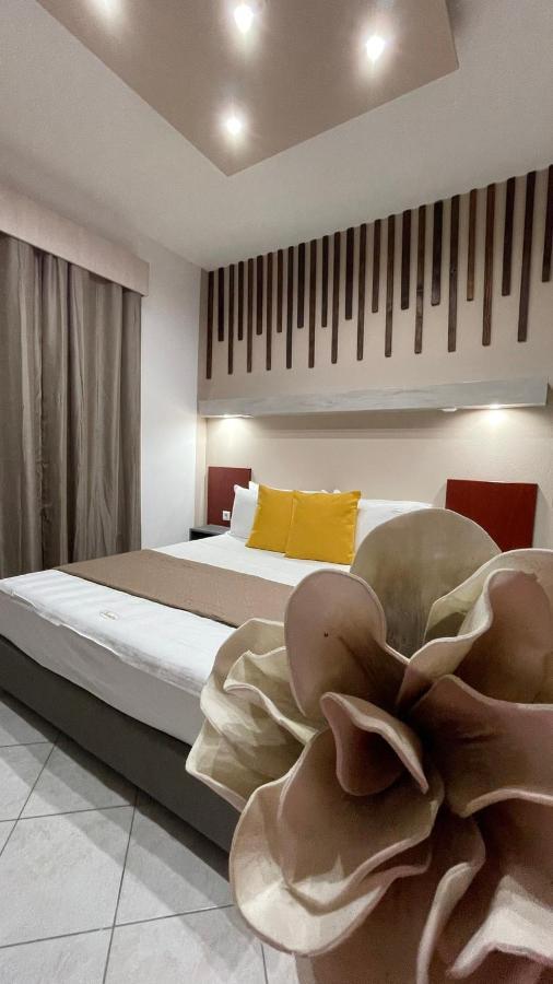 Premium Suites Ofrínion Extérieur photo