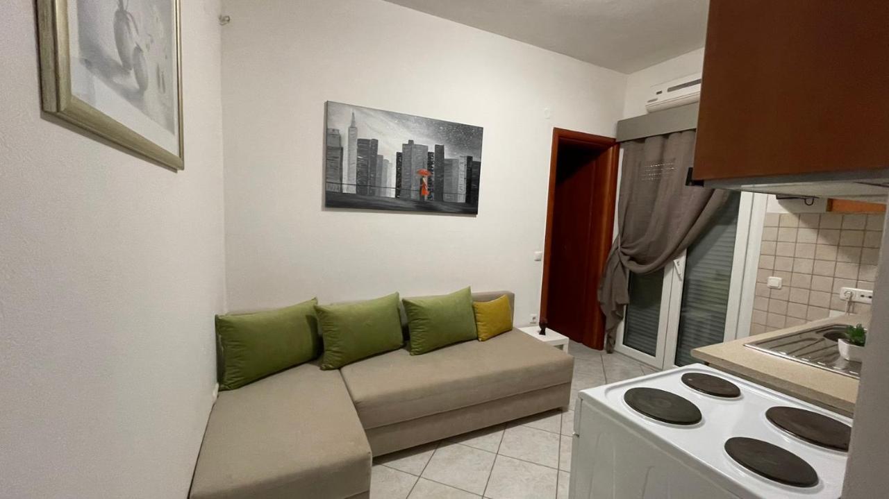 Premium Suites Ofrínion Extérieur photo
