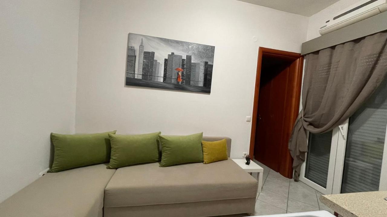 Premium Suites Ofrínion Extérieur photo