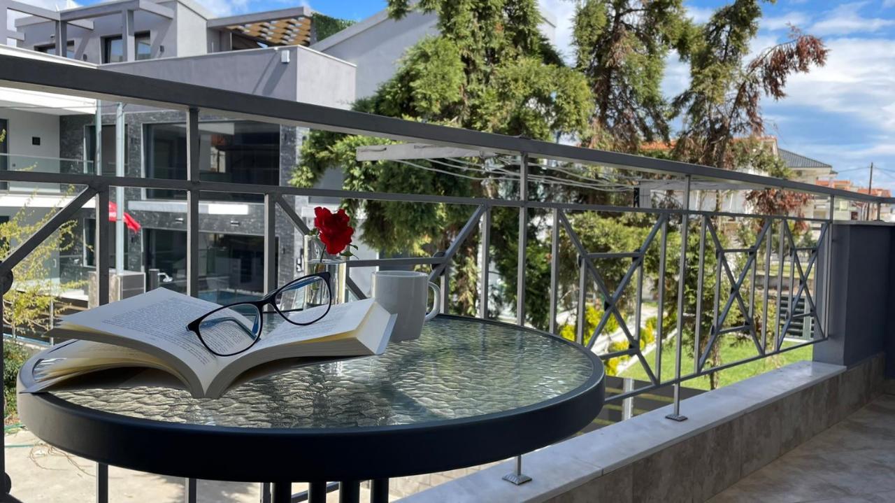 Premium Suites Ofrínion Extérieur photo