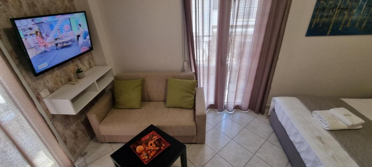 Premium Suites Ofrínion Extérieur photo